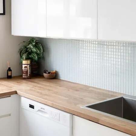 Comfortable 4-room In A Classic Lademoen Building Lejlighed Trondheim